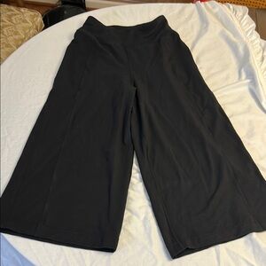 Lululemon Athletica Black Wide Leg Cropped Pants